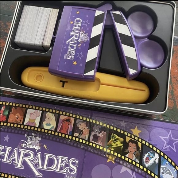 Wonderful World Of Disney Charades Game Metal Tin 1999 100% Complete Vintage - Picture 3 of 7